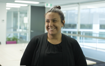 Taringa Office - Justine (2).png